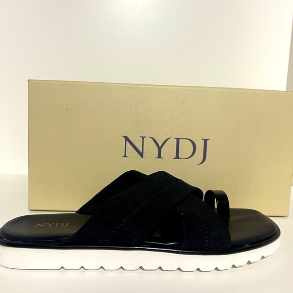 NYDJ Shoes - comfort as you walk on the streets wearing the NYDJ® Ronna footwear.
